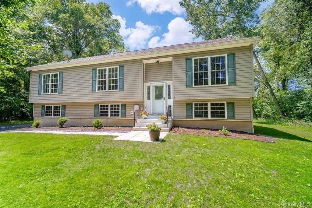 House in New Paltz, New York, United States 1 - 17544411