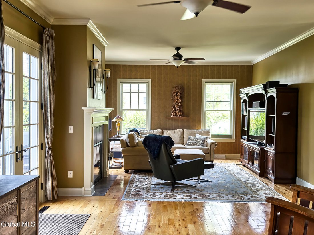 House in Saratoga Springs, New York, United States 3 - 18483178