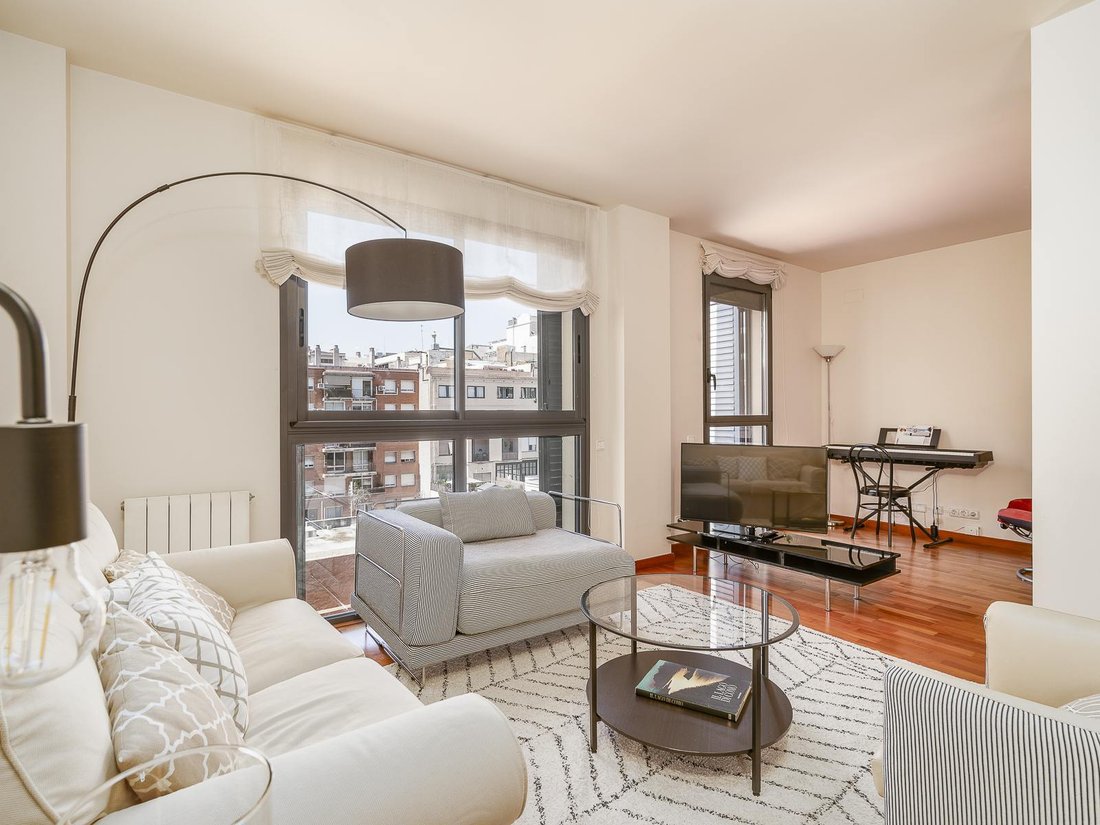 Apartment in Eixample, Barcelona, Spain 2 - 18483555