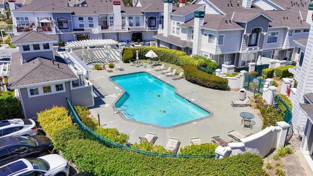 Condo in Redwood City, California, United States 4 - 18485749