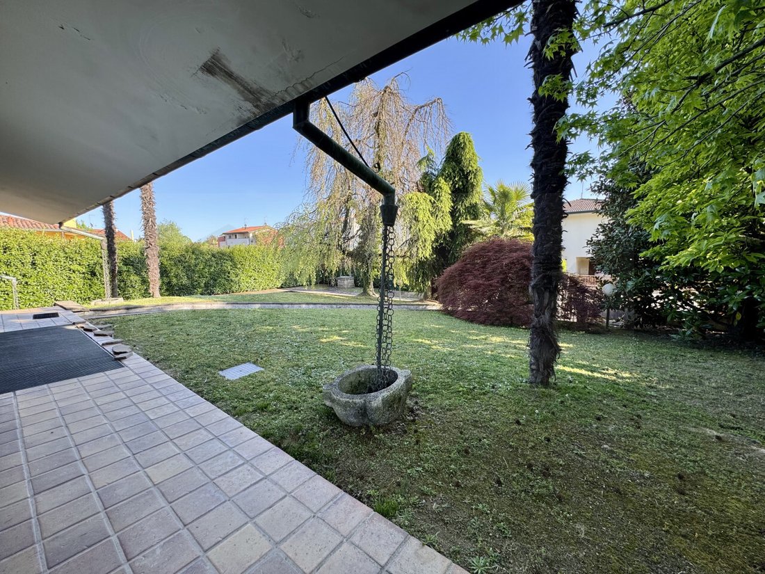 Villa in Noventa Padovana, Veneto, Italy 2 - 18487056