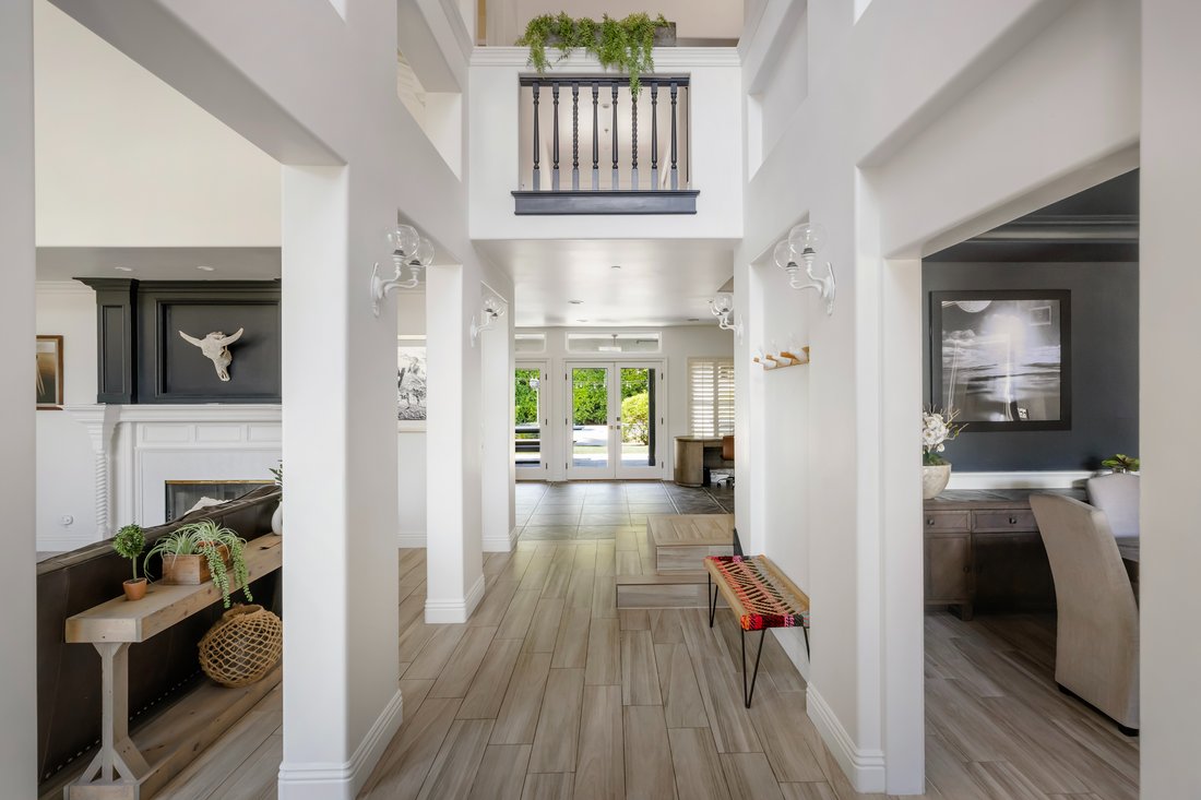 House in Burbank, California, United States 5 - 18484018