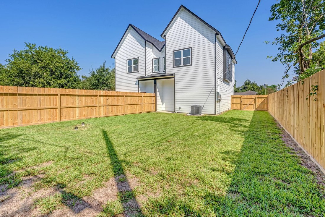 Houston, Texas, United States 4 - 18483747