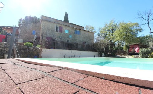House in Apt, Provence-Alpes-Côte d'Azur, France 1