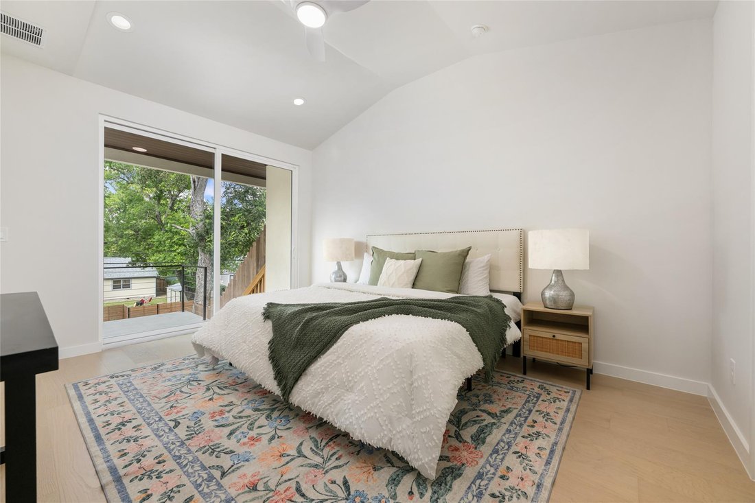 Condo in Austin, Texas, United States 5 - 18483416