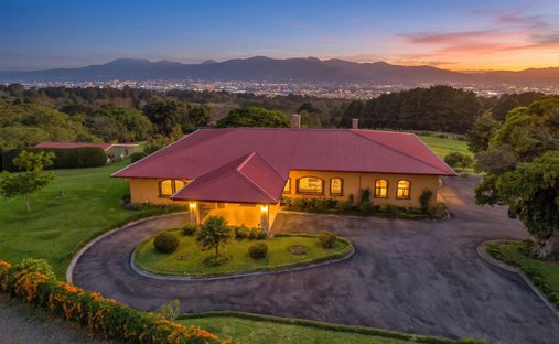 Estate in Montecito, Heredia Province, Costa Rica 1