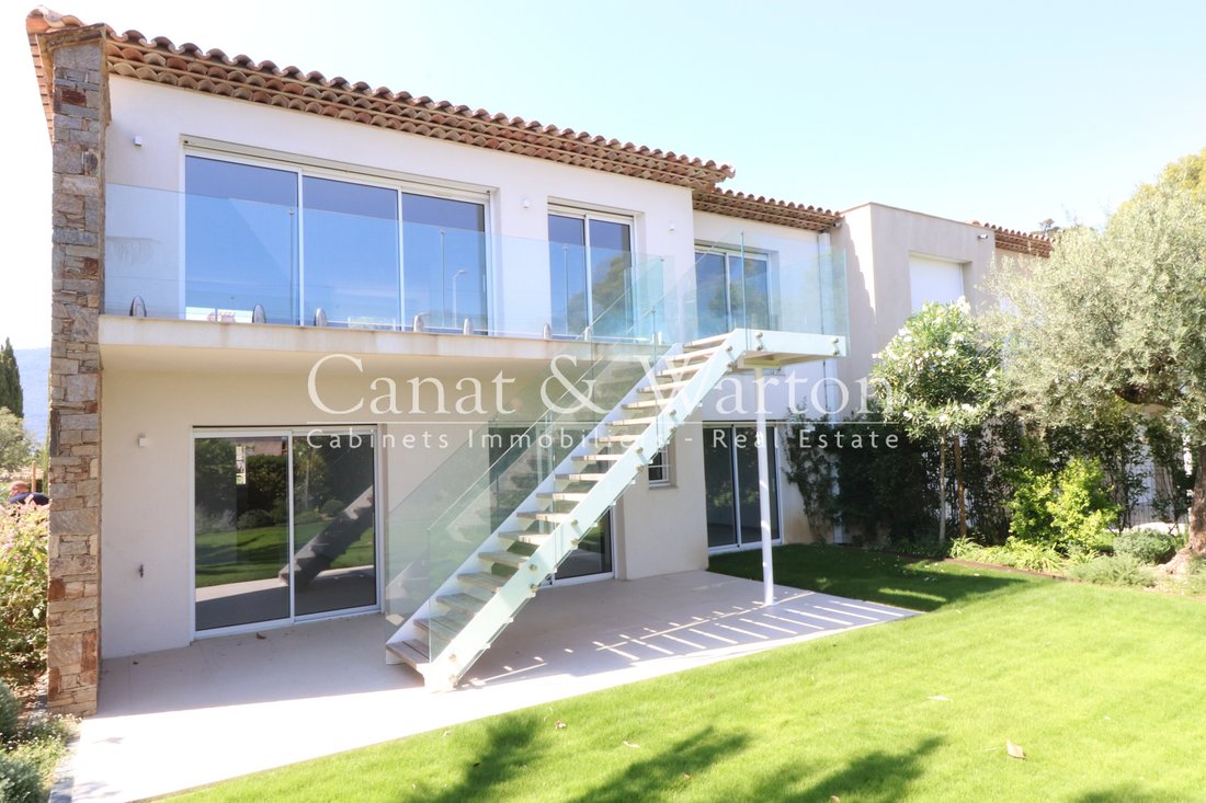 Villa in Sud, Cavalaire-sur-Mer, France 1 - 13175245