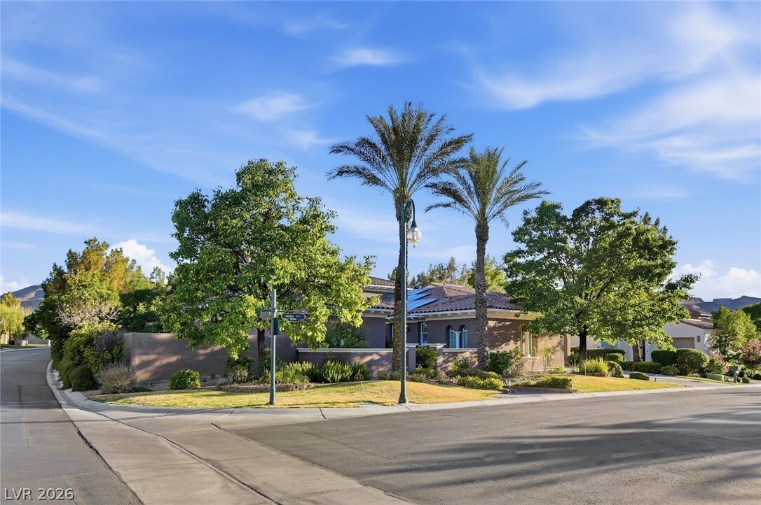 House in Las Vegas, Nevada, United States 2 - 18485120