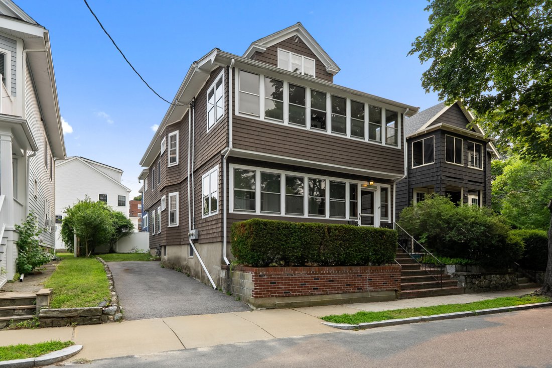Apartment in Arlington, Massachusetts, United States 3 - 18487717