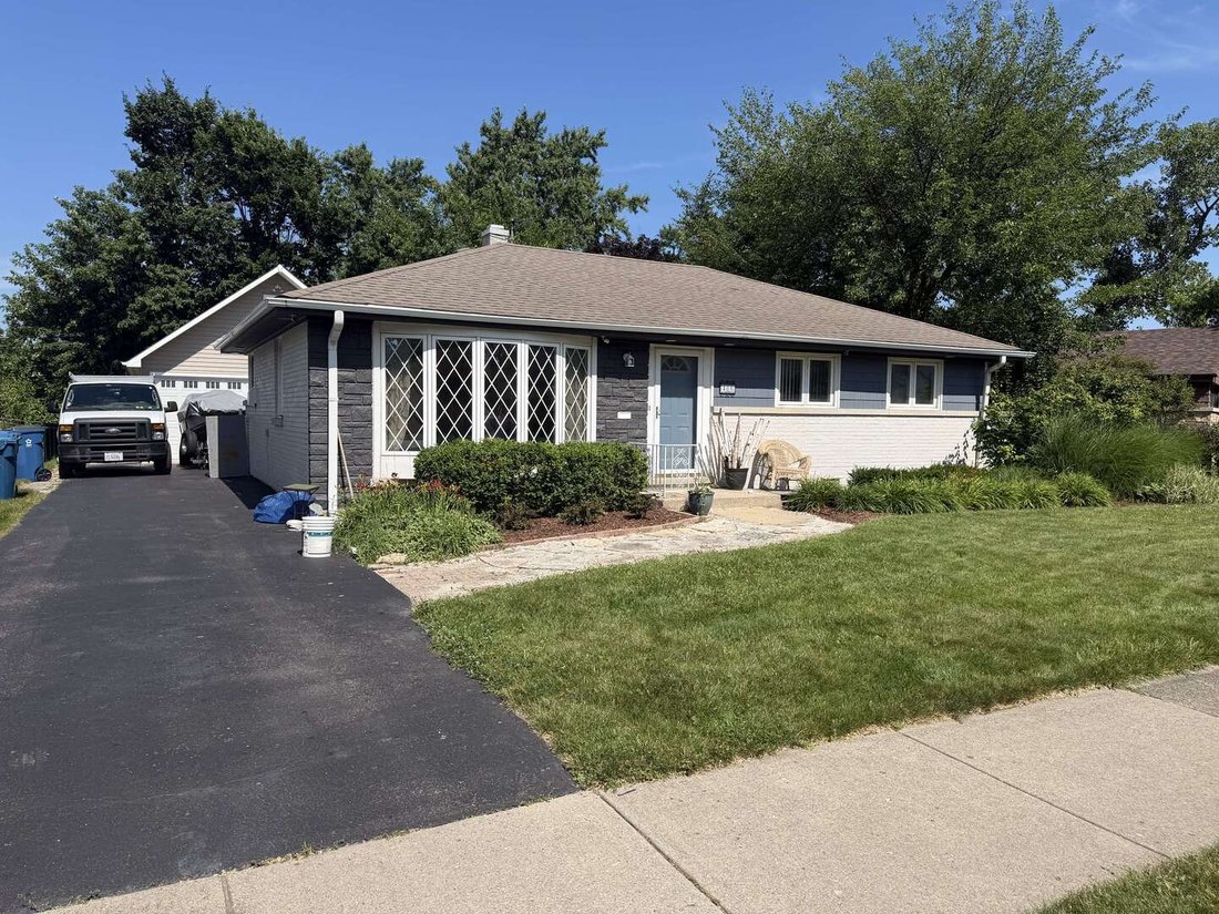 House in Elmhurst, Illinois, United States 1 - 18485971