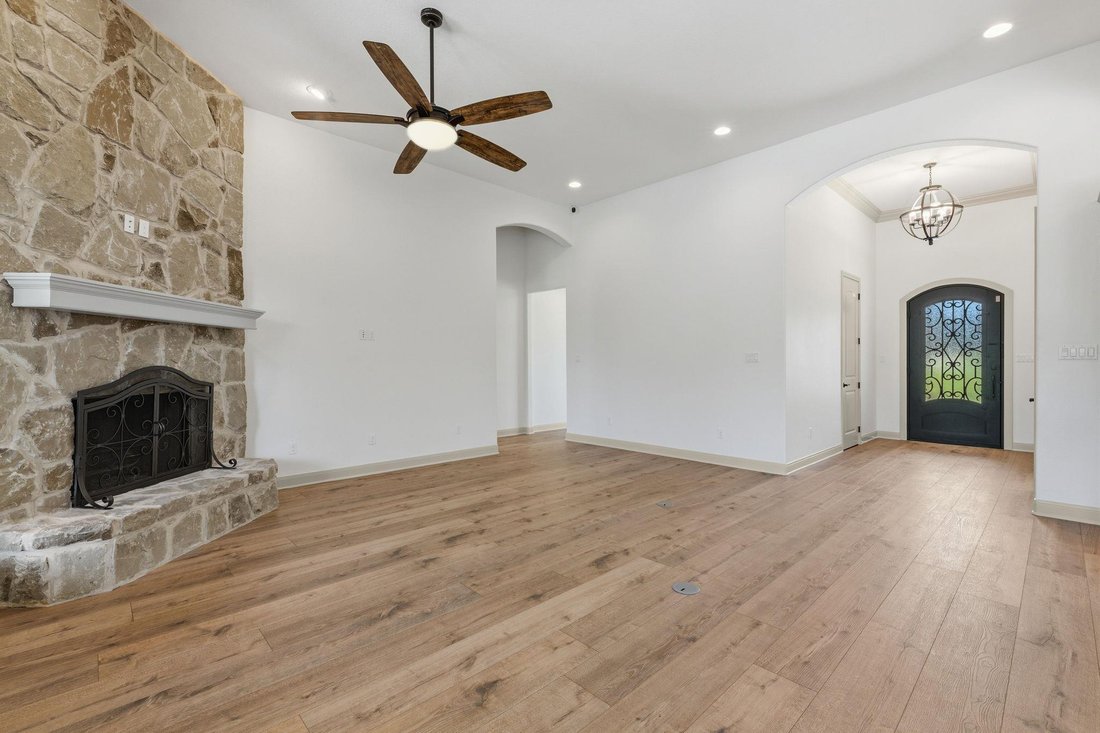 House in Bastrop, Texas, United States 2 - 18486141