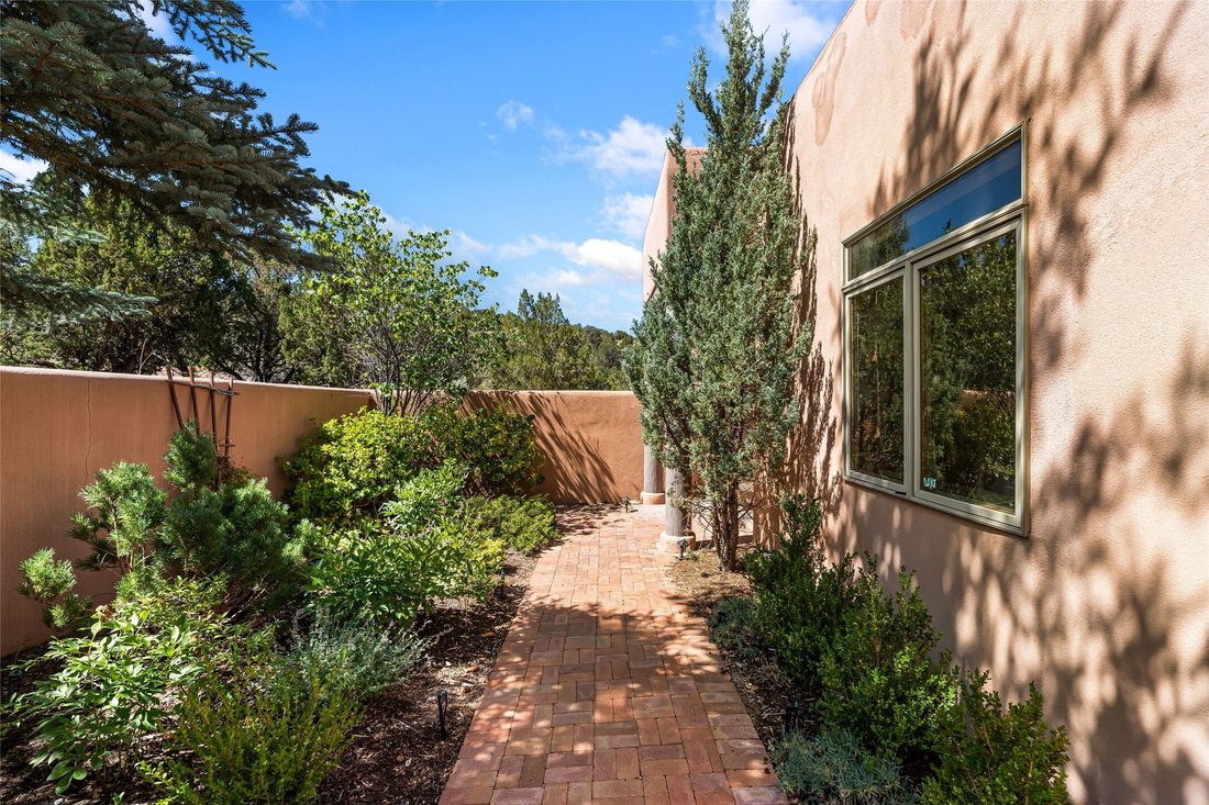 House in Santa Fe, New Mexico, United States 2 - 18484798