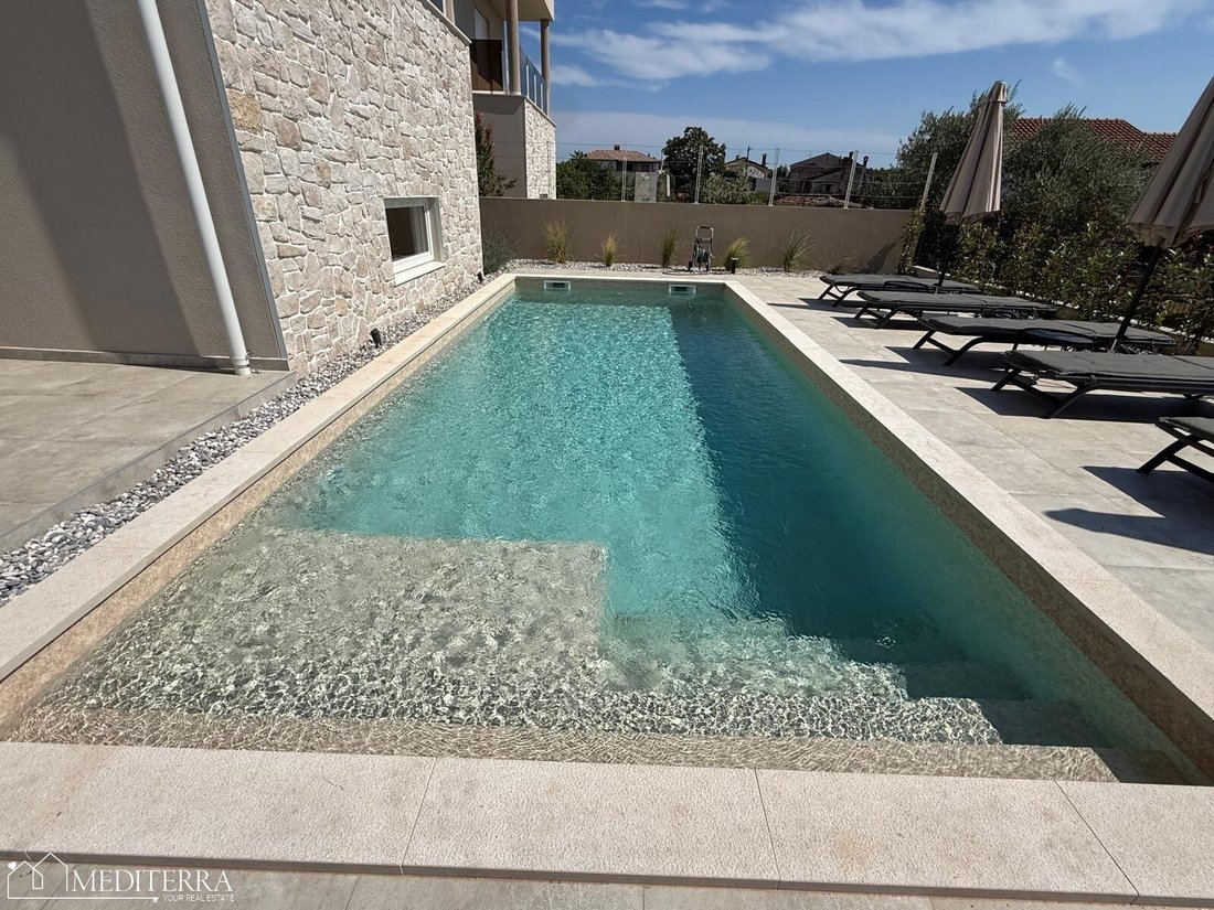 Villa in Novigrad, Istria County, Croatia 4 - 18485977