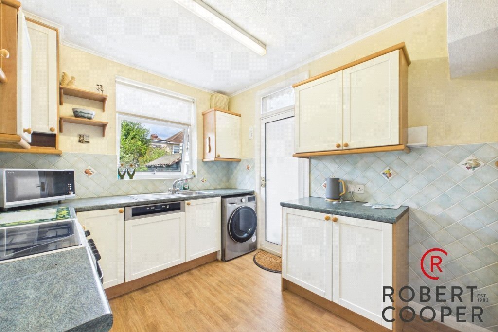 House in Eastcote, Hillingdon, England 4 - 18483444