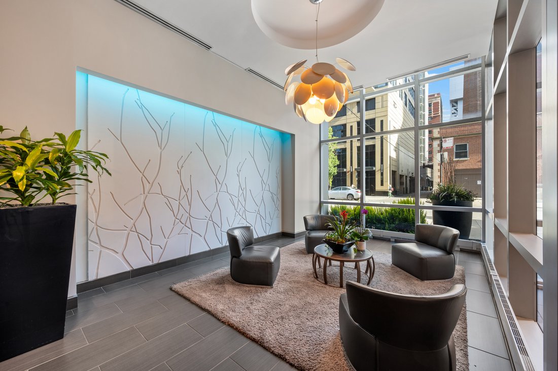 Condo in Chicago, Illinois, United States 2 - 18483343