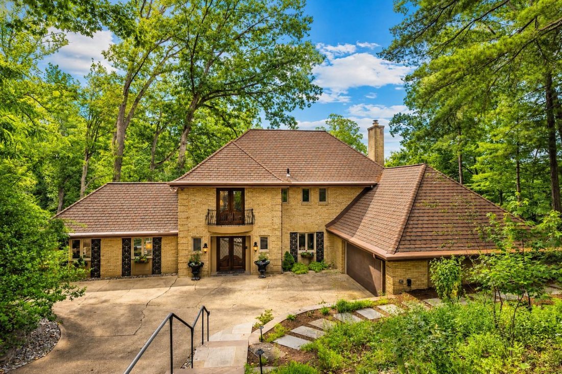 House in Idylwood, Virginia, United States 2 - 18253072