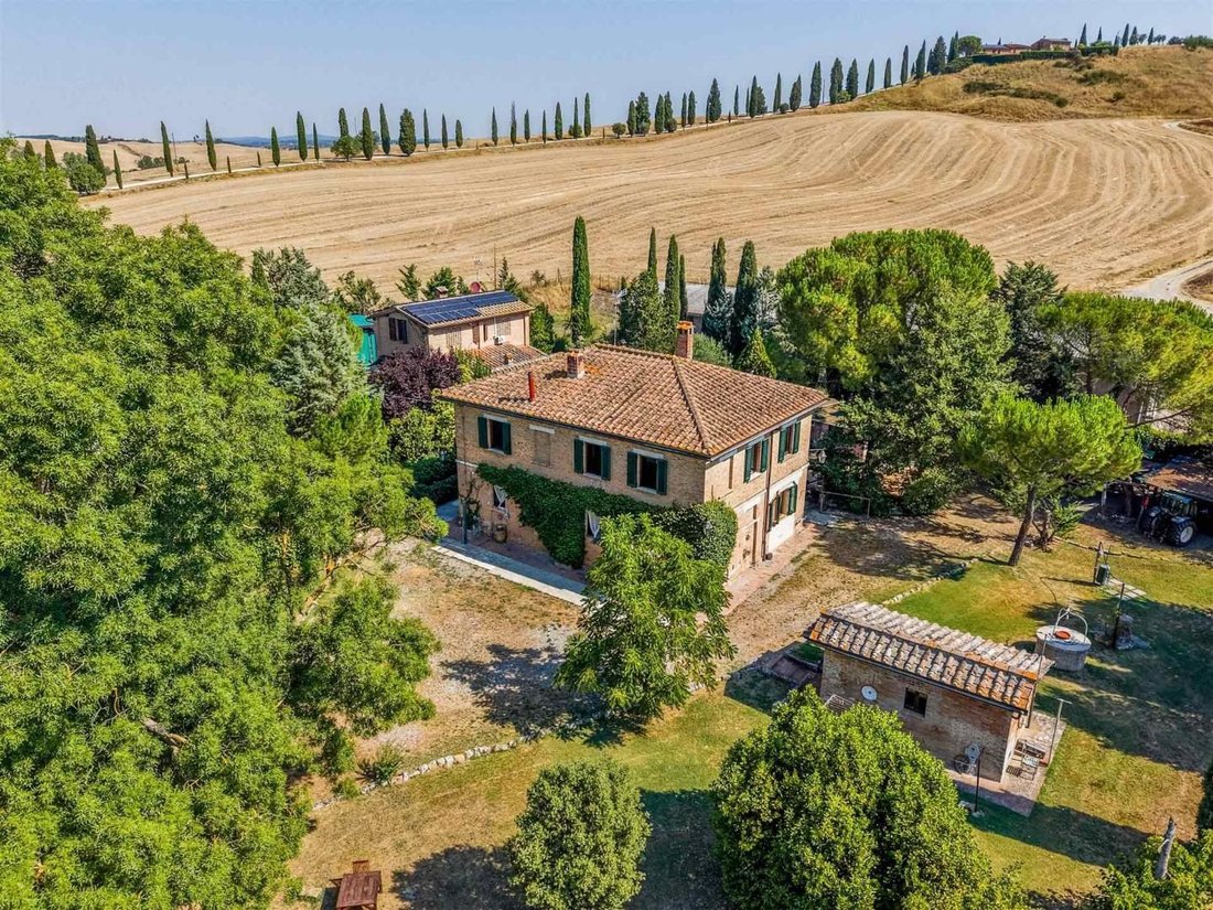 Casa di campagna a Asciano, Toscana, Italia 1 - 18485880