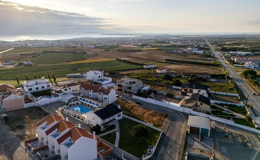 House in Atouguia da Baleia, Leiria District, Portugal 1