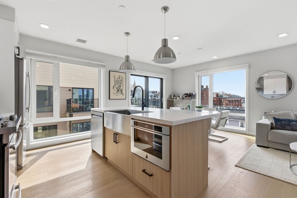 Condo in Boston, Massachusetts, United States 2 - 18486711