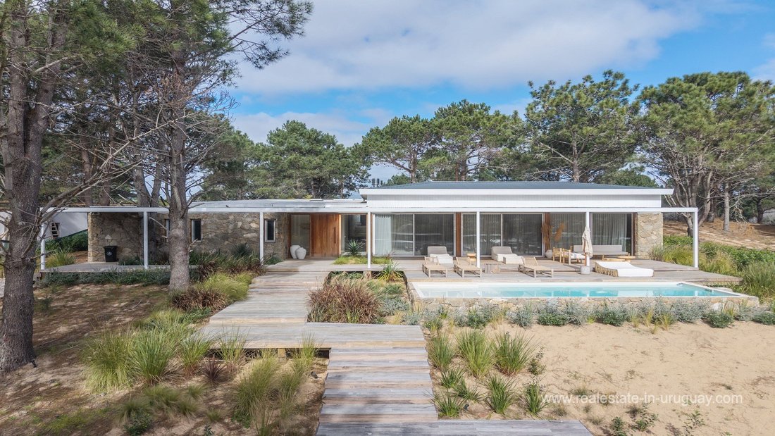 Villa in Arenas de José Ignacio, Maldonado Department, Uruguay 4 - 18484805