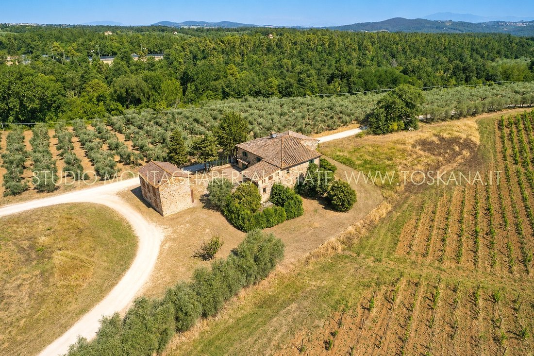 House in Center, San Casciano in Val di Pesa, Tuscany 3 - 18487645