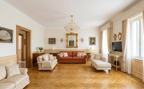 Apartment in Saint Paul, Venice, Italy 1