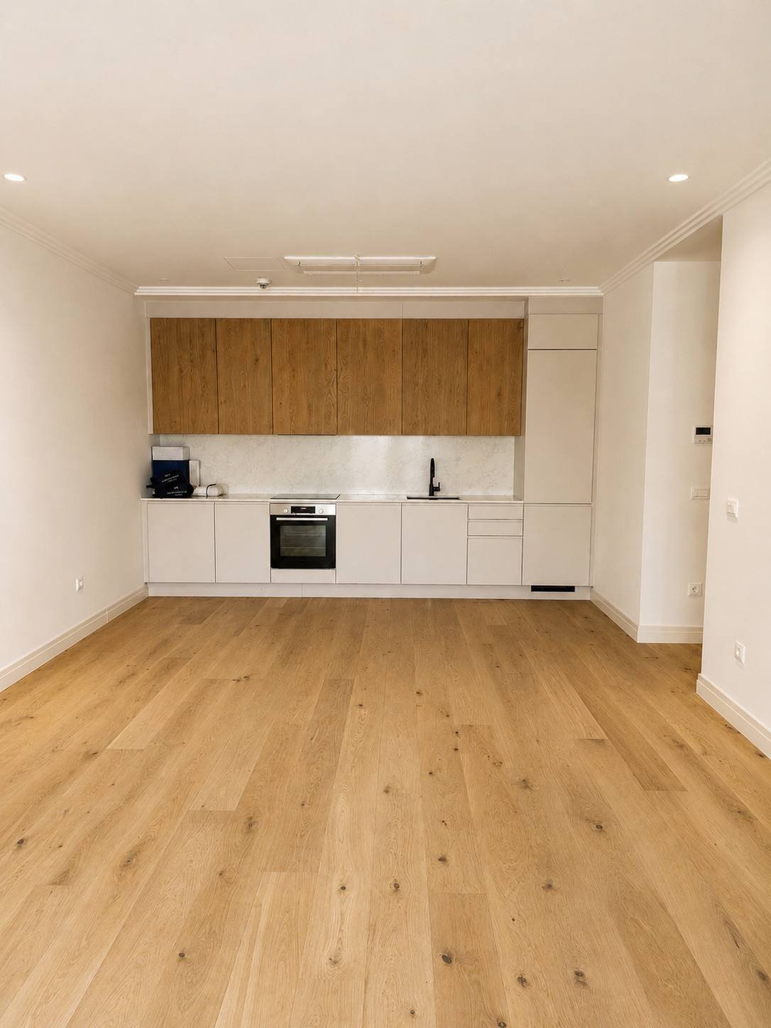 Apartment in Milovići, Tivat Municipality, Montenegro 5 - 18488467