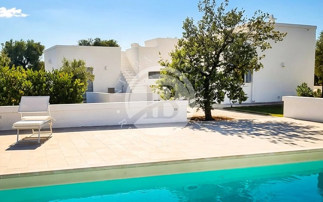 Villa in Selva di Fasano, Apulia, Italy 1 - 18488498