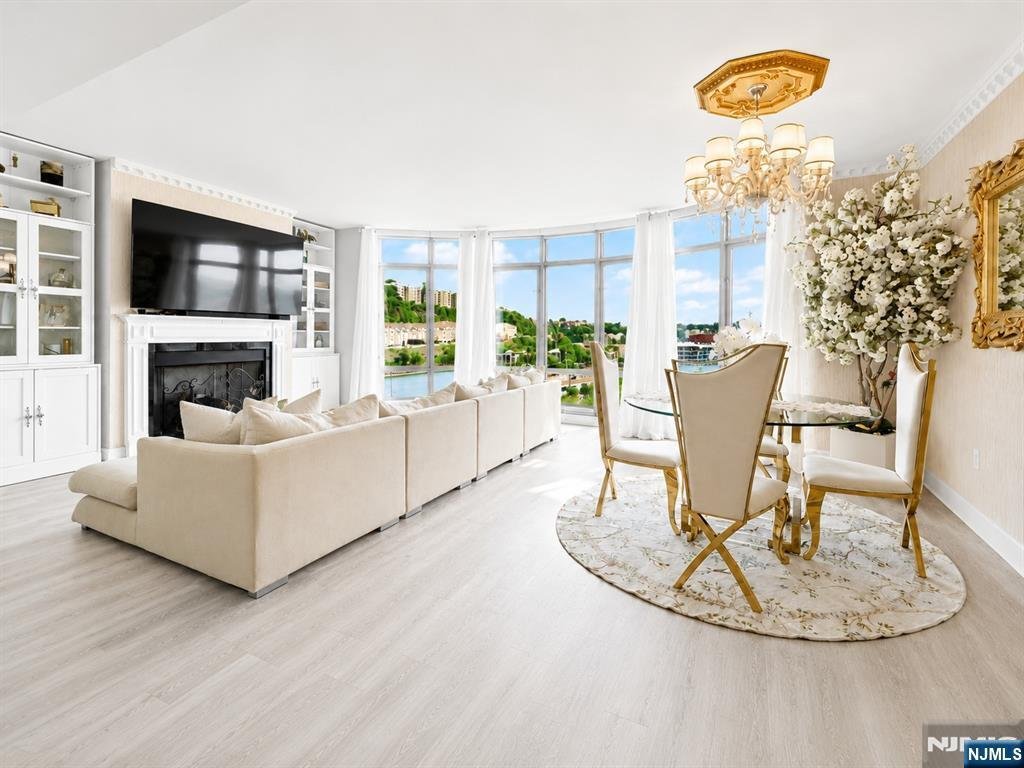 Condo in North Bergen, New Jersey, United States 1 - 18488329