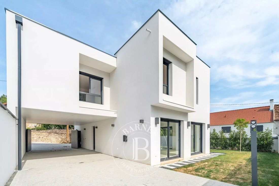 House in Orgeval, Ile-de-France, France 3 - 17390732