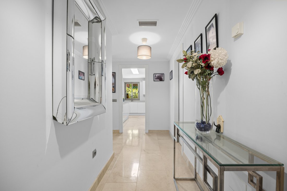 Apartment in Benahavis, Andalusia, Spain 4 - 18488643