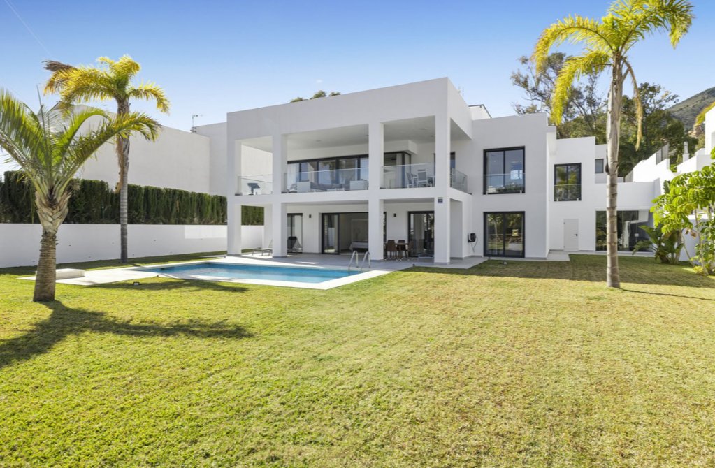 Villa in Benalmadena, Andalusia, Spain 2 - 18488566