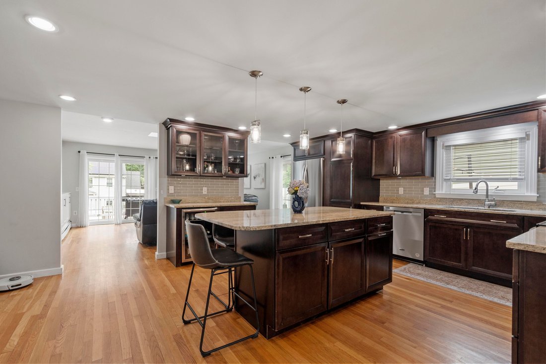 Melrose, Massachusetts, United States 2 - 18488507