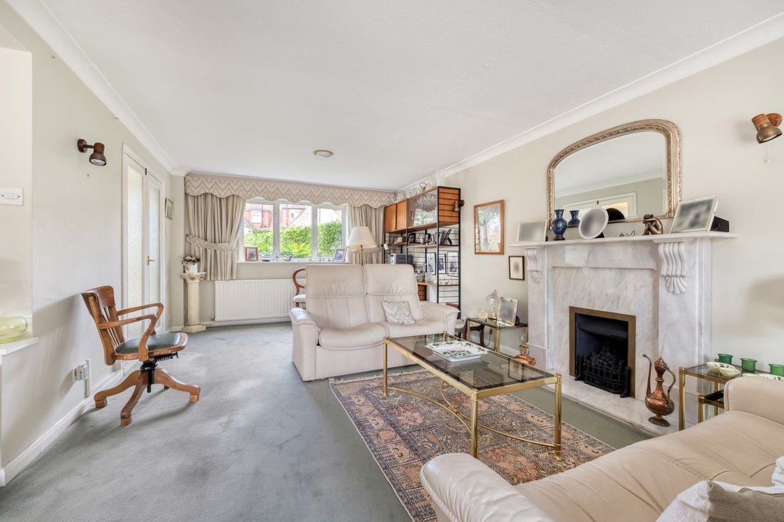 House in London Borough of Sutton, England 2 - 18488534