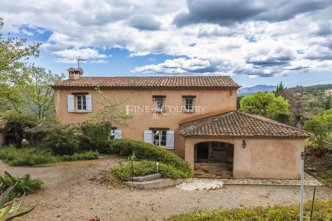 Villa in Montauroux, Provence-Alpes-Côte d'Azur, France 3 - 15530338