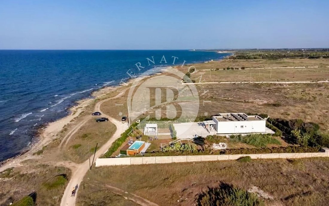 Villa in Carovigno, Apulia, Italy 2 - 18488495