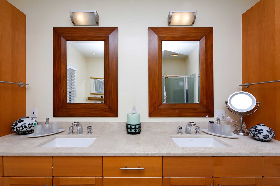 San Diego, California, United States 4 - 18488452