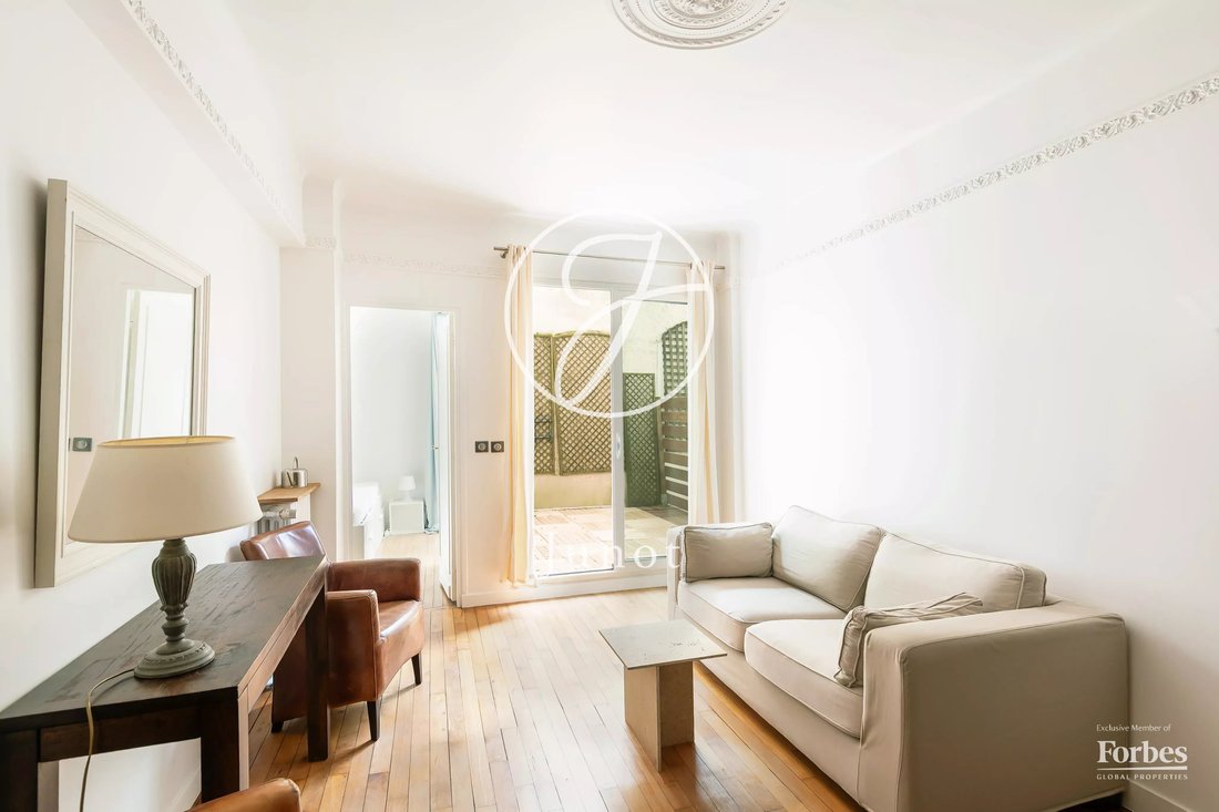 Apartment in Clignancourt-Jules Joffrin, Paris 18e Arrondissement, Paris 1 - 18488719