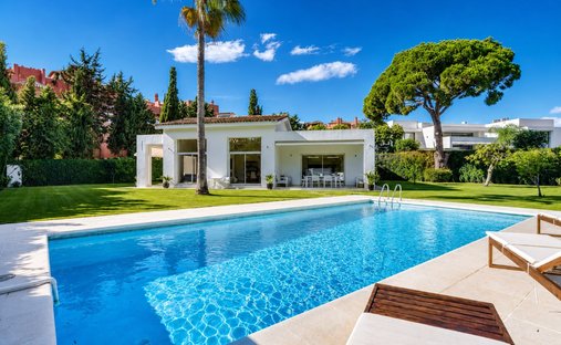 Villa in Marbella, Andalusien, Spanien 1