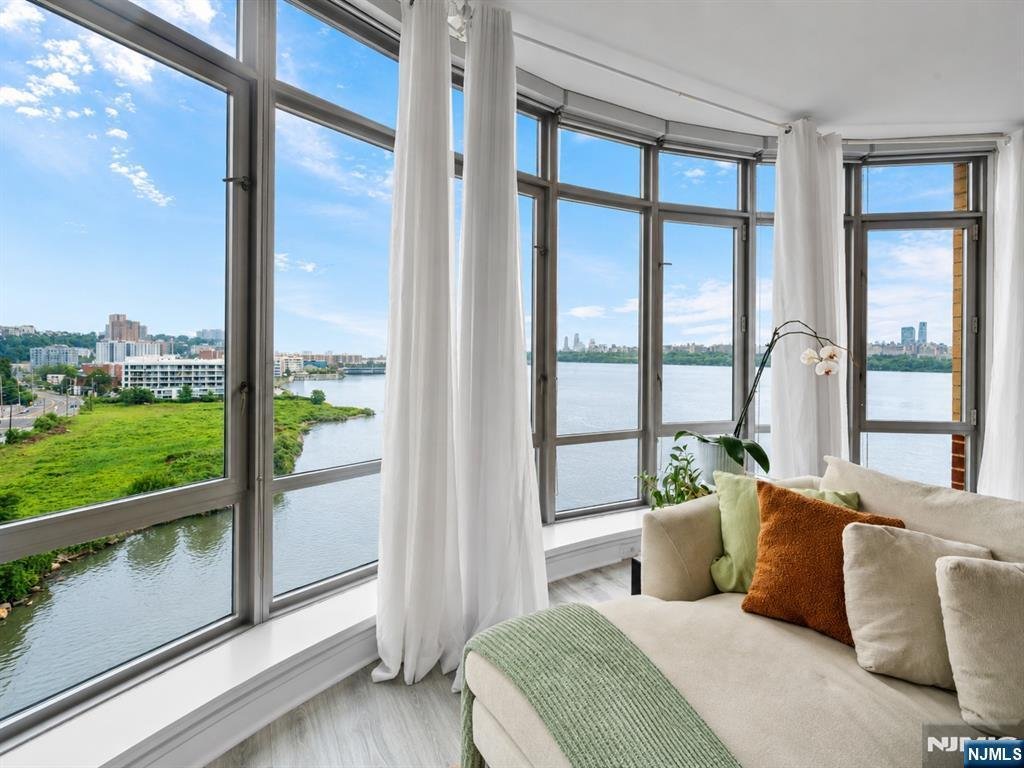 Condo in North Bergen, New Jersey, United States 2 - 18488329