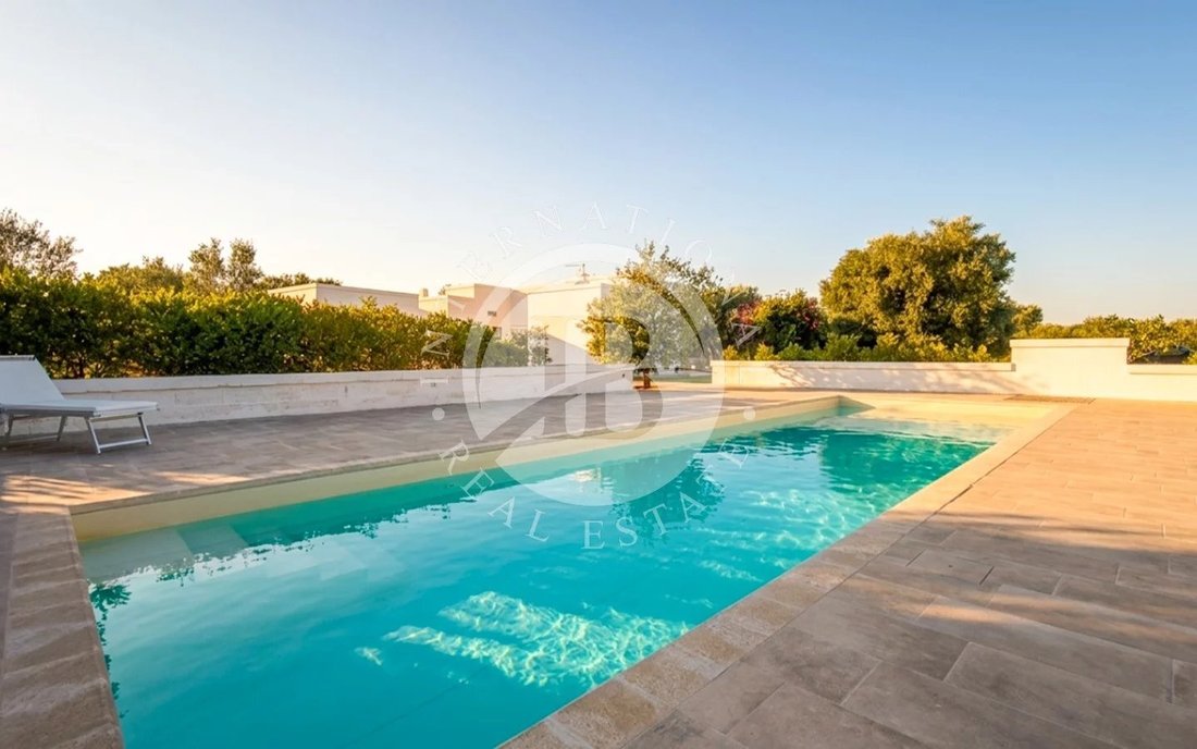 Villa in Selva di Fasano, Apulia, Italy 2 - 18488498