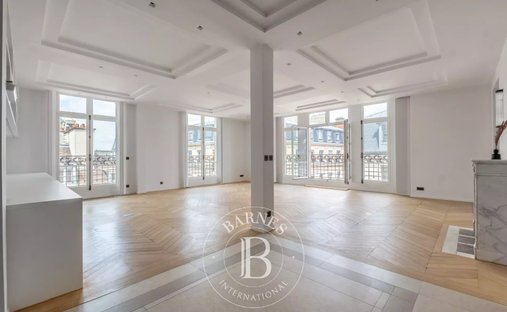 Apartment in Saint Thomas d'Aquin, Paris 7e Arrondissement, Paris 1