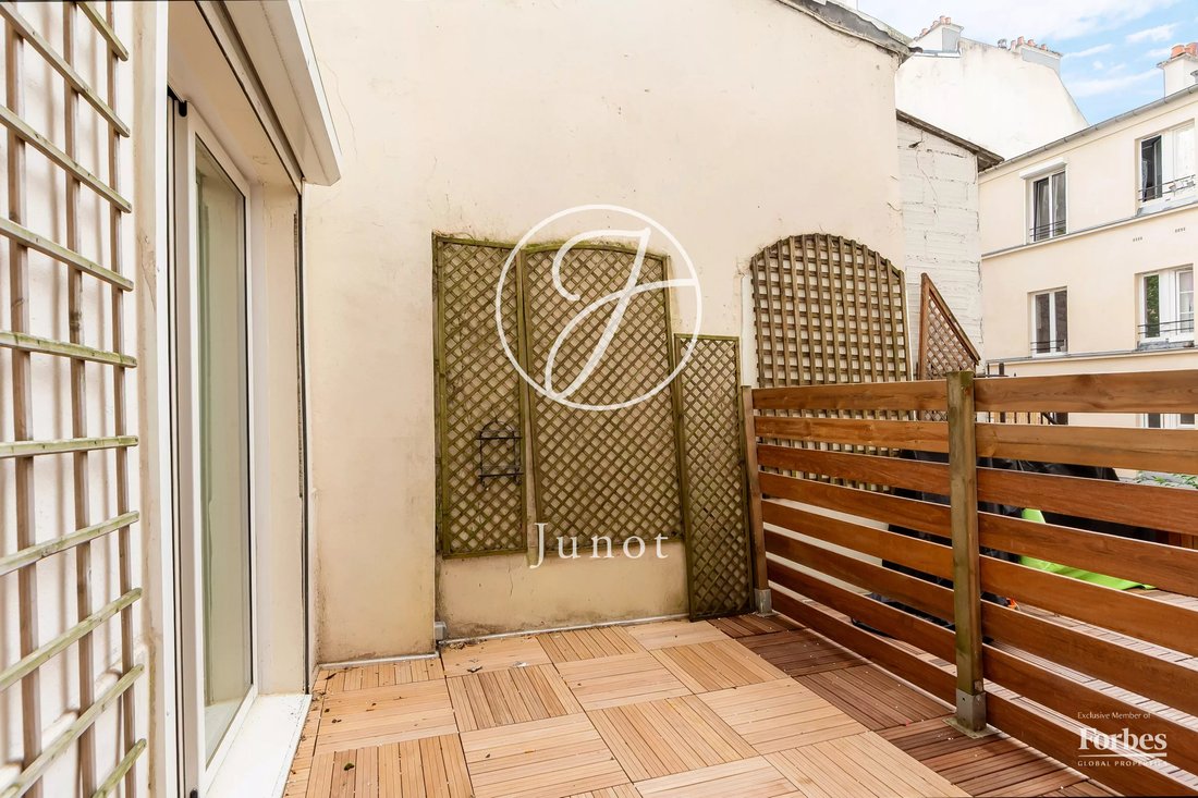 Apartment in Clignancourt-Jules Joffrin, Paris 18e Arrondissement, Paris 5 - 18488719