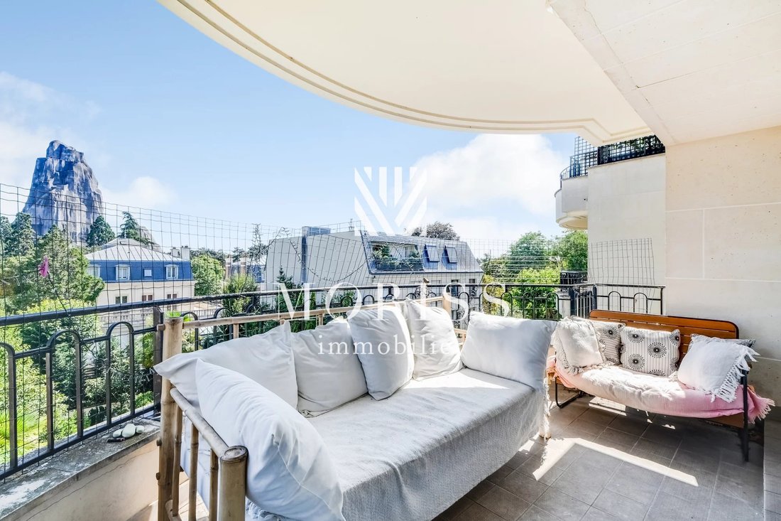 Apartment in Daumesnil, Saint-Mande, France 1 - 18488576