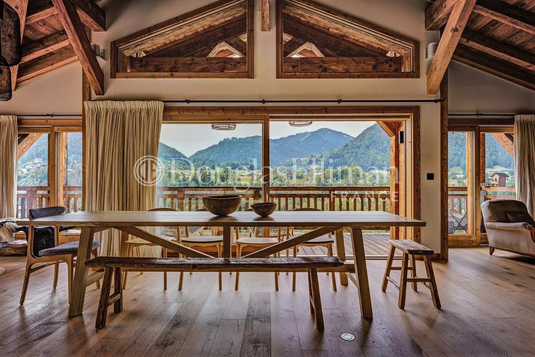 Chalet in Montriond, Auvergne-Rhône-Alpes, France 3 - 18488599