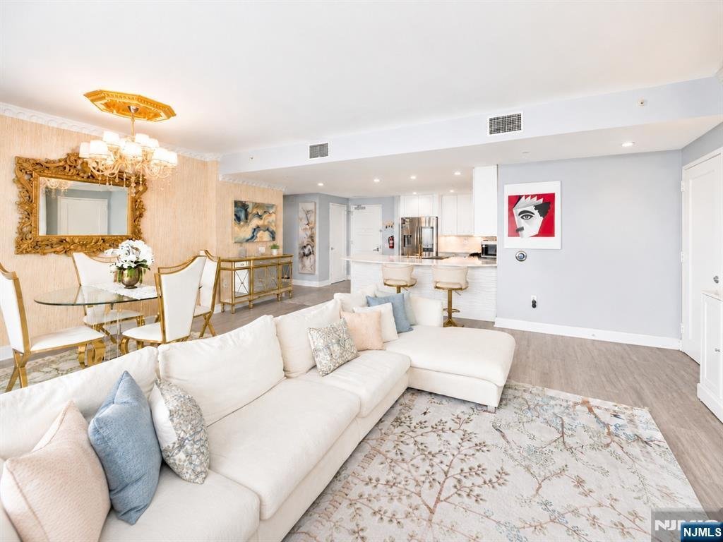 Condo in North Bergen, New Jersey, United States 4 - 18488329