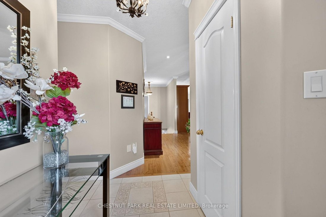 House in Barrie, Ontario, Canada 4 - 18488714