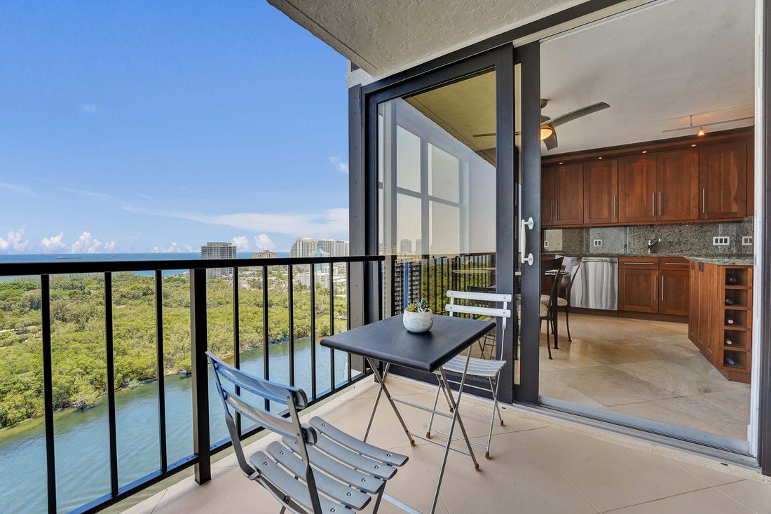 Condo in Fort Lauderdale, Florida, United States 3 - 18488667