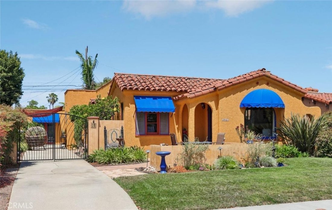 House in Signal Hill, California, United States 1 - 18488635