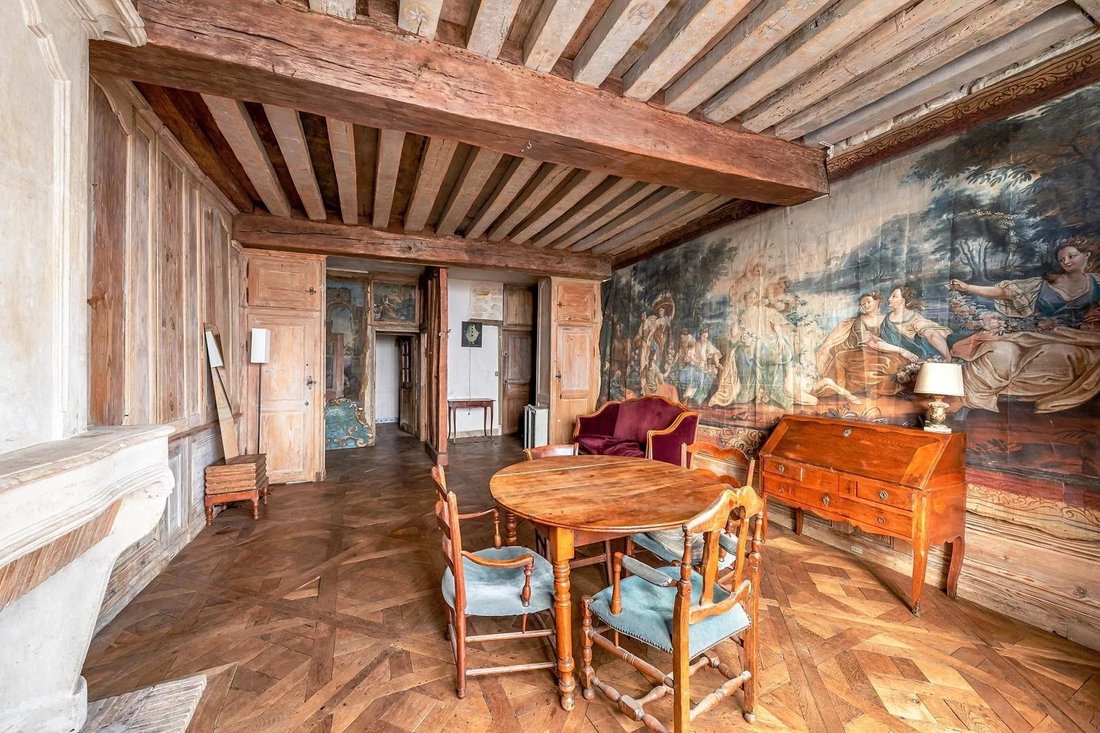 Apartment in Île de la Cité, Paris 1er Arrondissement, Paris 4 - 18488637